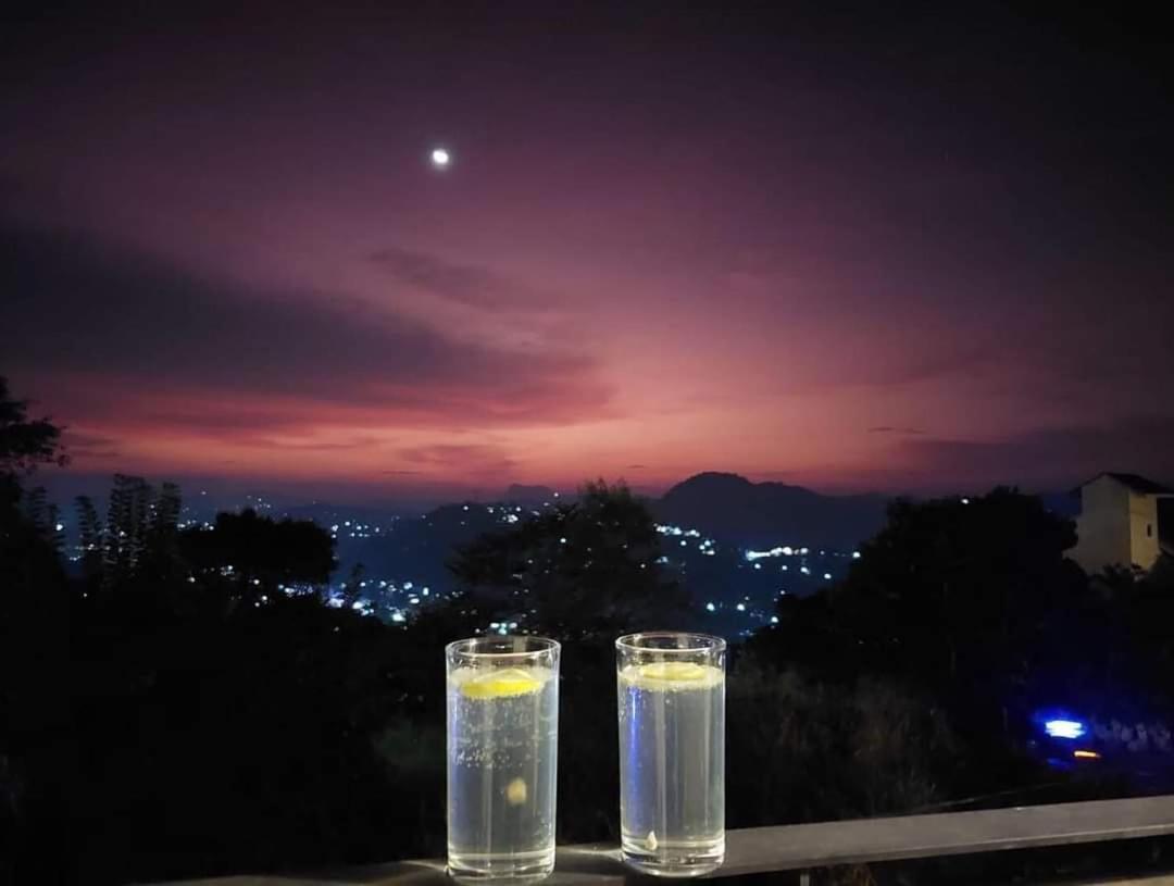 Hotel Kandyan View "Free Pickup From Kandy City" ภายนอก รูปภาพ